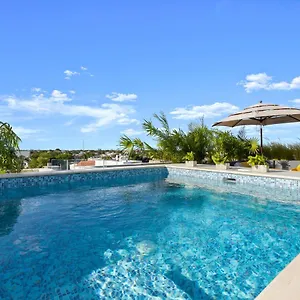 https://searena-boutique-condos-playa-del-carmen.quintano-roohotels.com