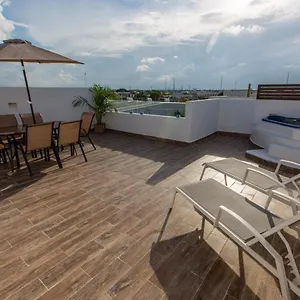 https://beautiful-and-comfy-penthouse-apartments.quintano-roohotels.com